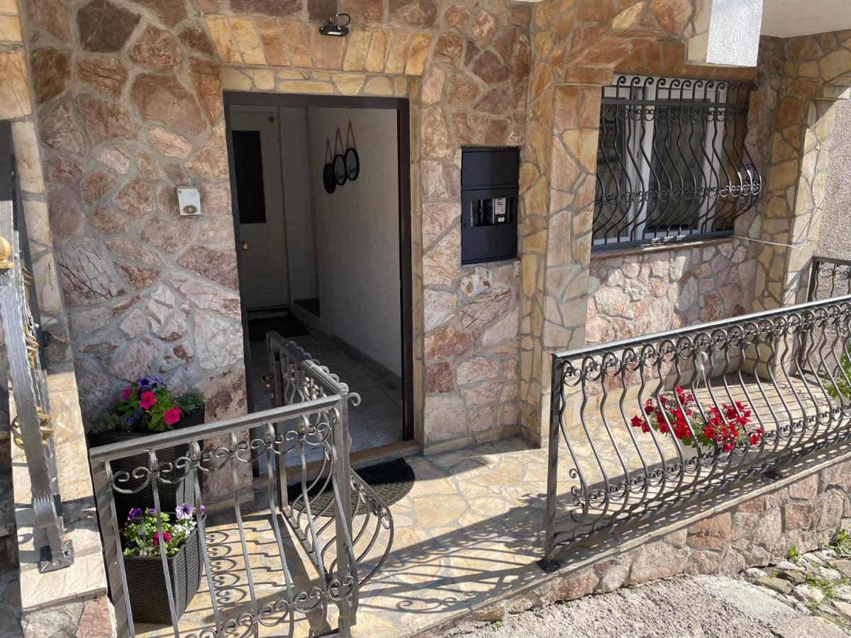 Apartman Duck Lejlighed Sarajevo Eksteriør billede